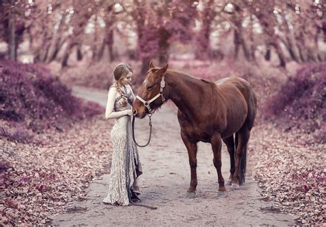 Horse and girl xnxx .